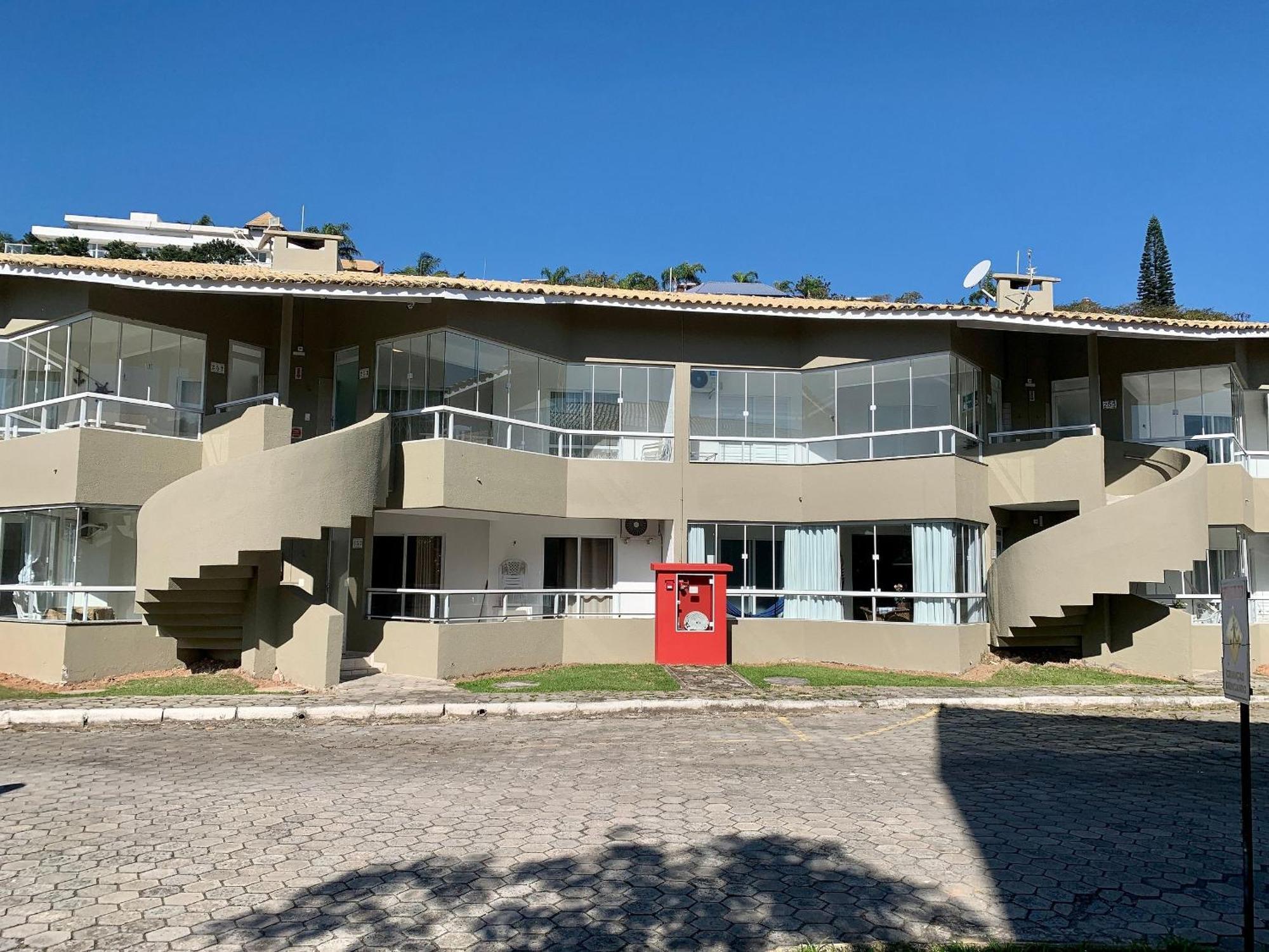 Apartment Res. Solar Bromelias *