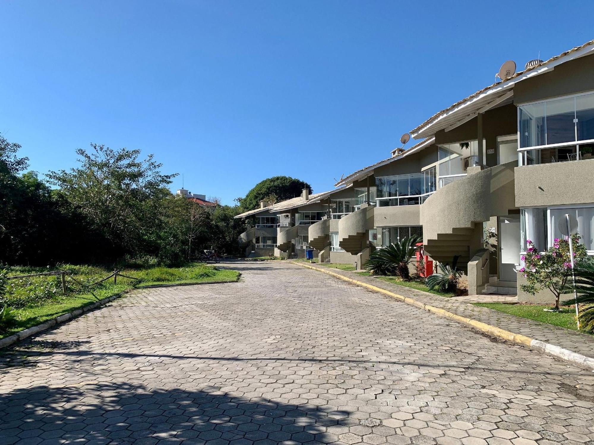 Res. Solar Bromelias Apartment