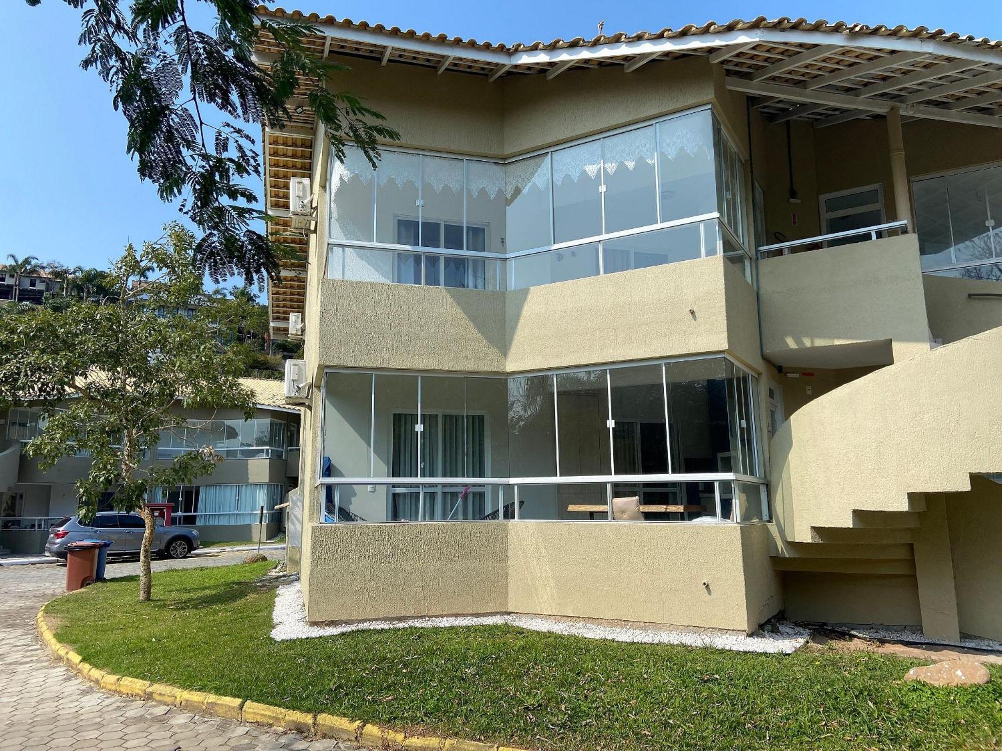 Res. Solar Bromelias Apartment Bombinhas